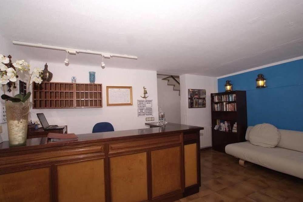 Hostal De La Caravel-La Cala D´Or المظهر الخارجي الصورة